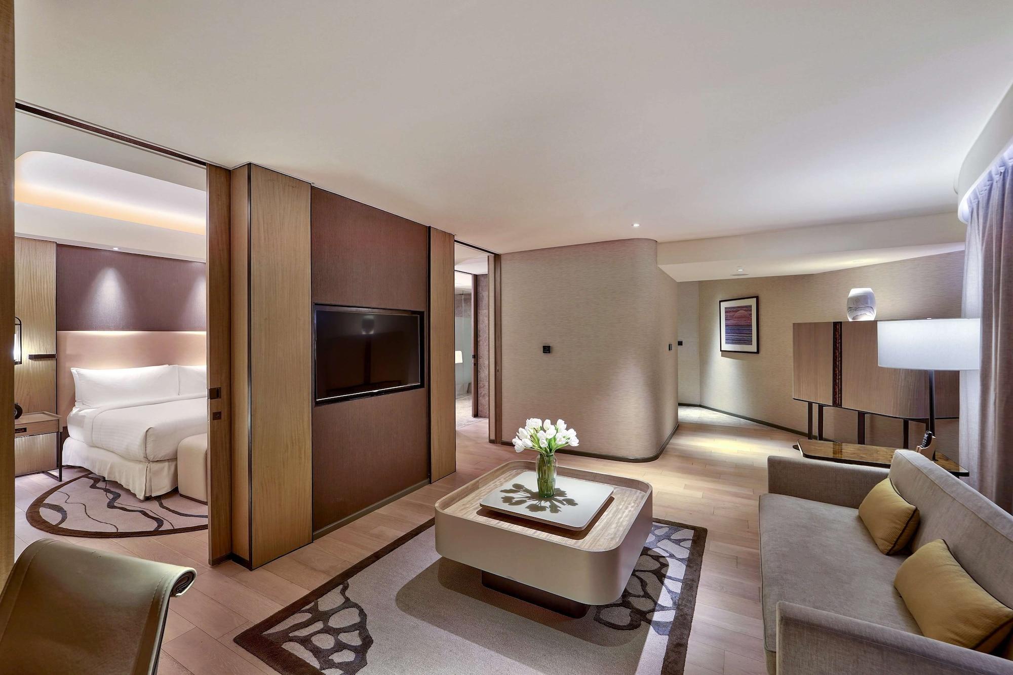 Hotel Conrad Manila Pasay Exterior foto A suite at the hotel