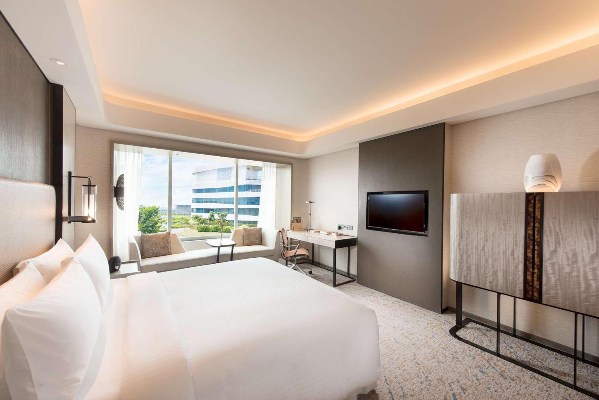 Hotel Conrad Manila Pasay Exterior foto